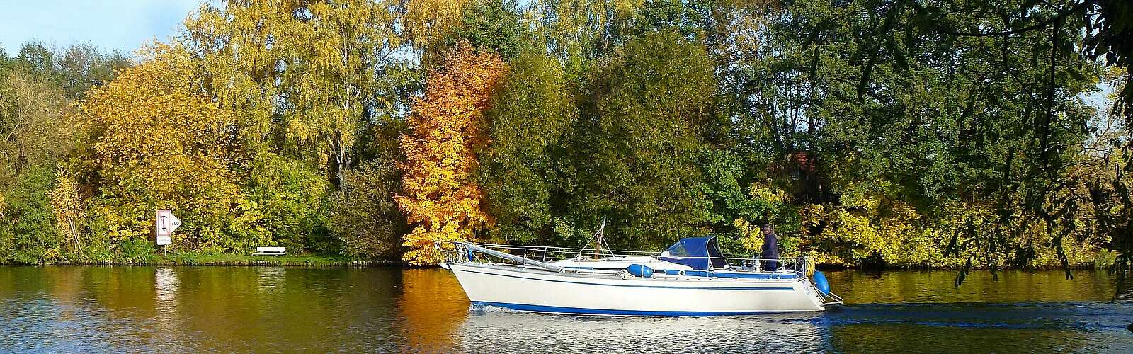 Segelboot_Herbst